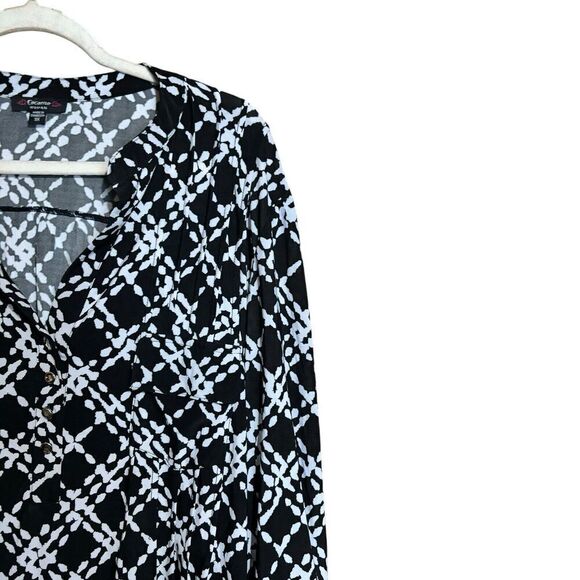 Cocomo Top Womens 3X Black White Multicolor Print Stretch Roll Tab Sleeve Blouse - Picture 3 of 8